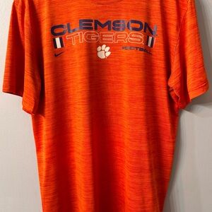 Nike Dry Fit Orange Clemson Tigers Short Sleeve Tee. Size Large